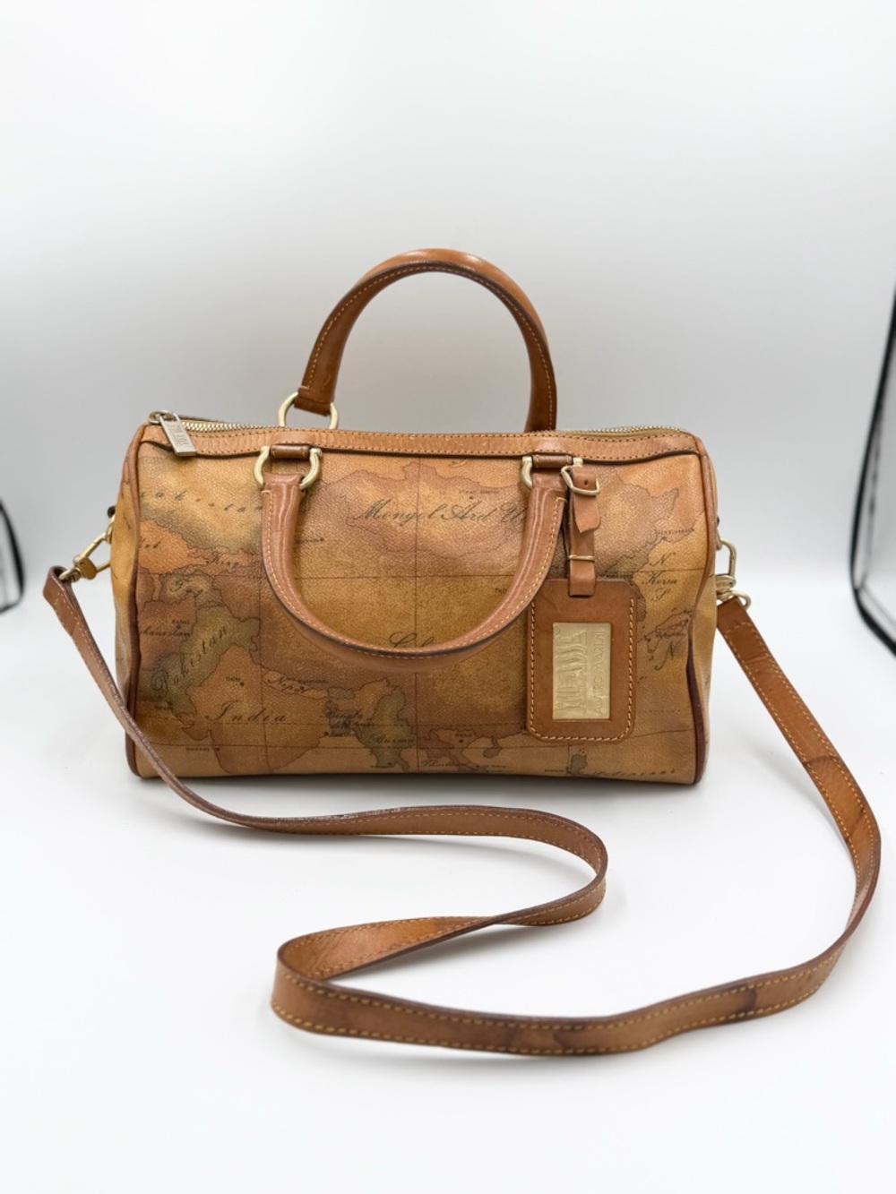 Alviero Martini Bundle Cognac Logo Barrel Crossbody with Brown Trim And Pouch - Picture 3 of 16